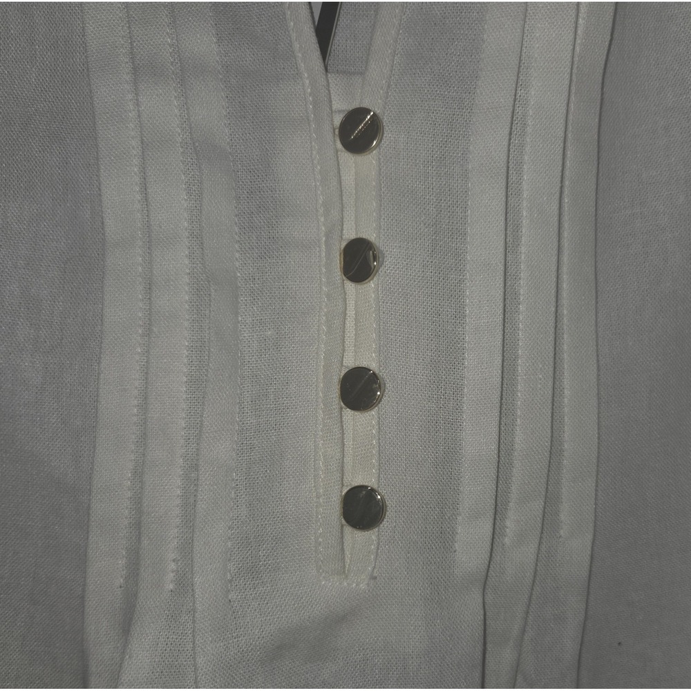 NWT Jones New York Sleeveless Linen Blend Blouse Pleated Bodice Gold Button Sz M - Picture 2 of 9